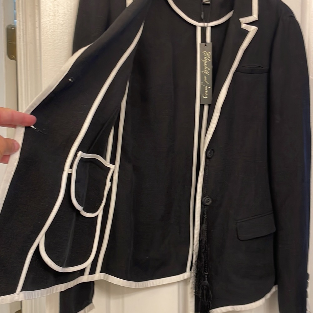 Elizabeth and James linen blazer - Picture 14 of 16